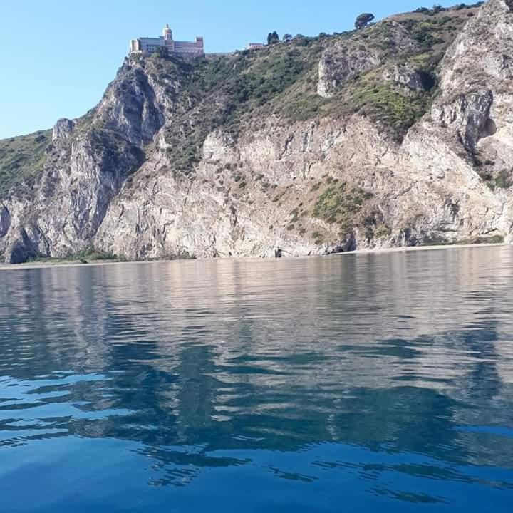فالكوني B&B La Casa Du Barone المظهر الخارجي الصورة